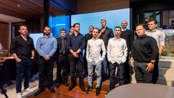 Sócios da Bidese e profissionais envolvidos no projeto e execução do empreendimento comemoram lançamento do Guará.