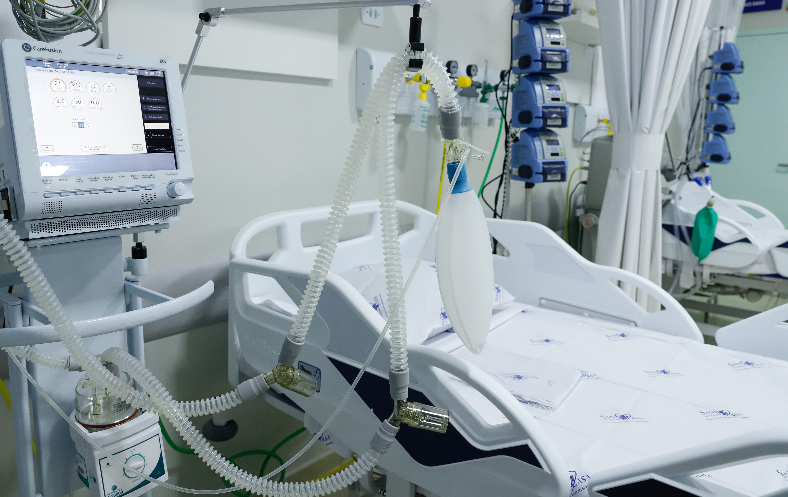 Leito de UTI para tratamento exclusivo do coronavírus.